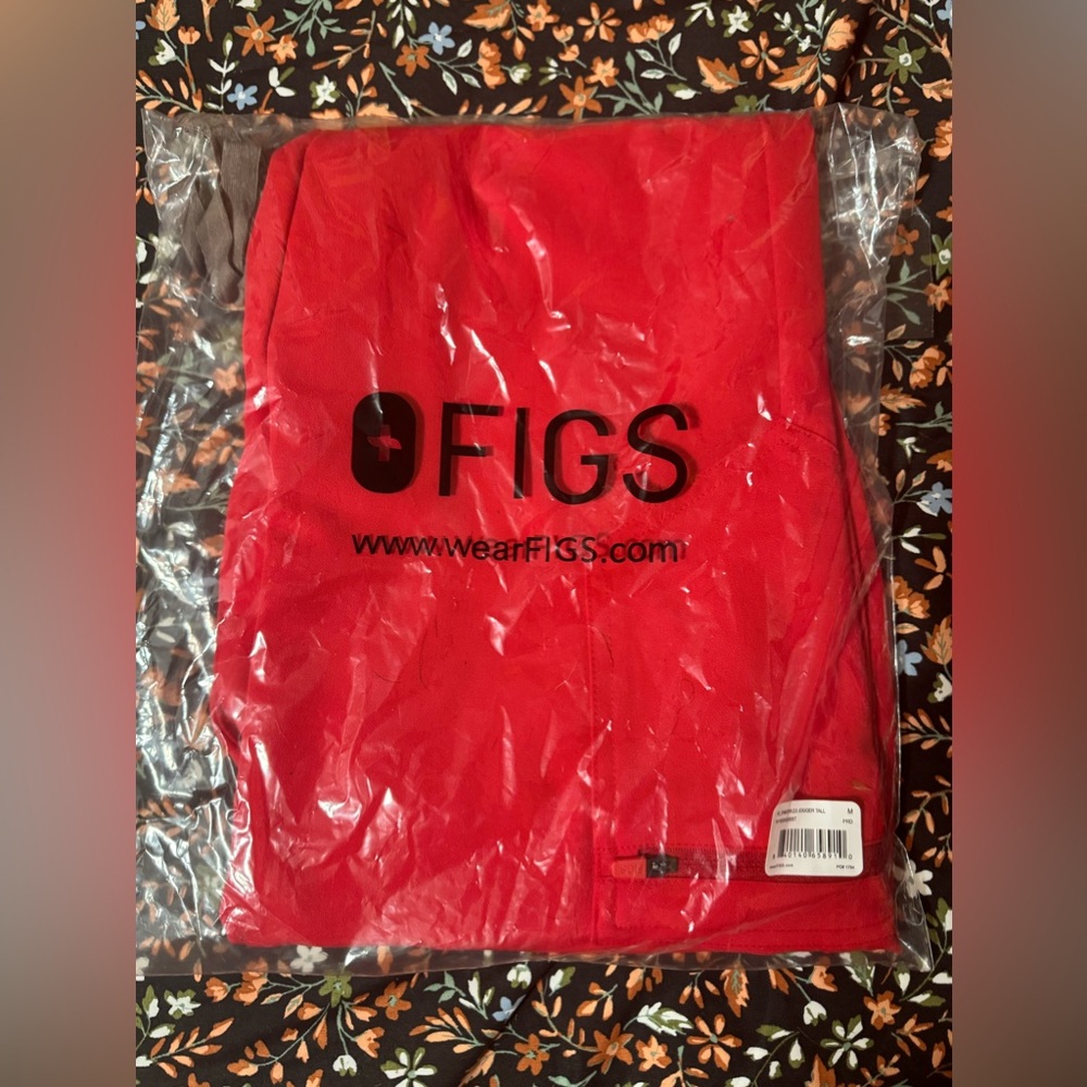 COPY - BNWT Figs Zamora High Waist Jogger Medium/Tall in Pop Red